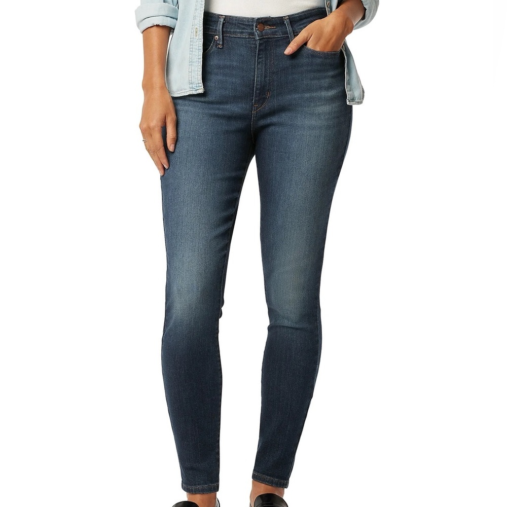 Signature by Levi Strauss Dark Blue Skinny Jeans in Size 26W Short / Petite